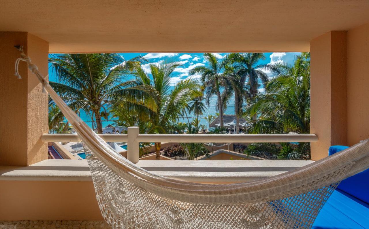 Alojamiento con 2 camas grandes y vistas al mar